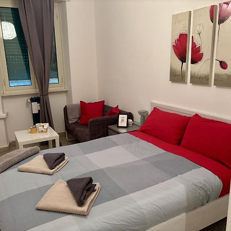 Mama Rooms And Apartment Rome Exterior photo
