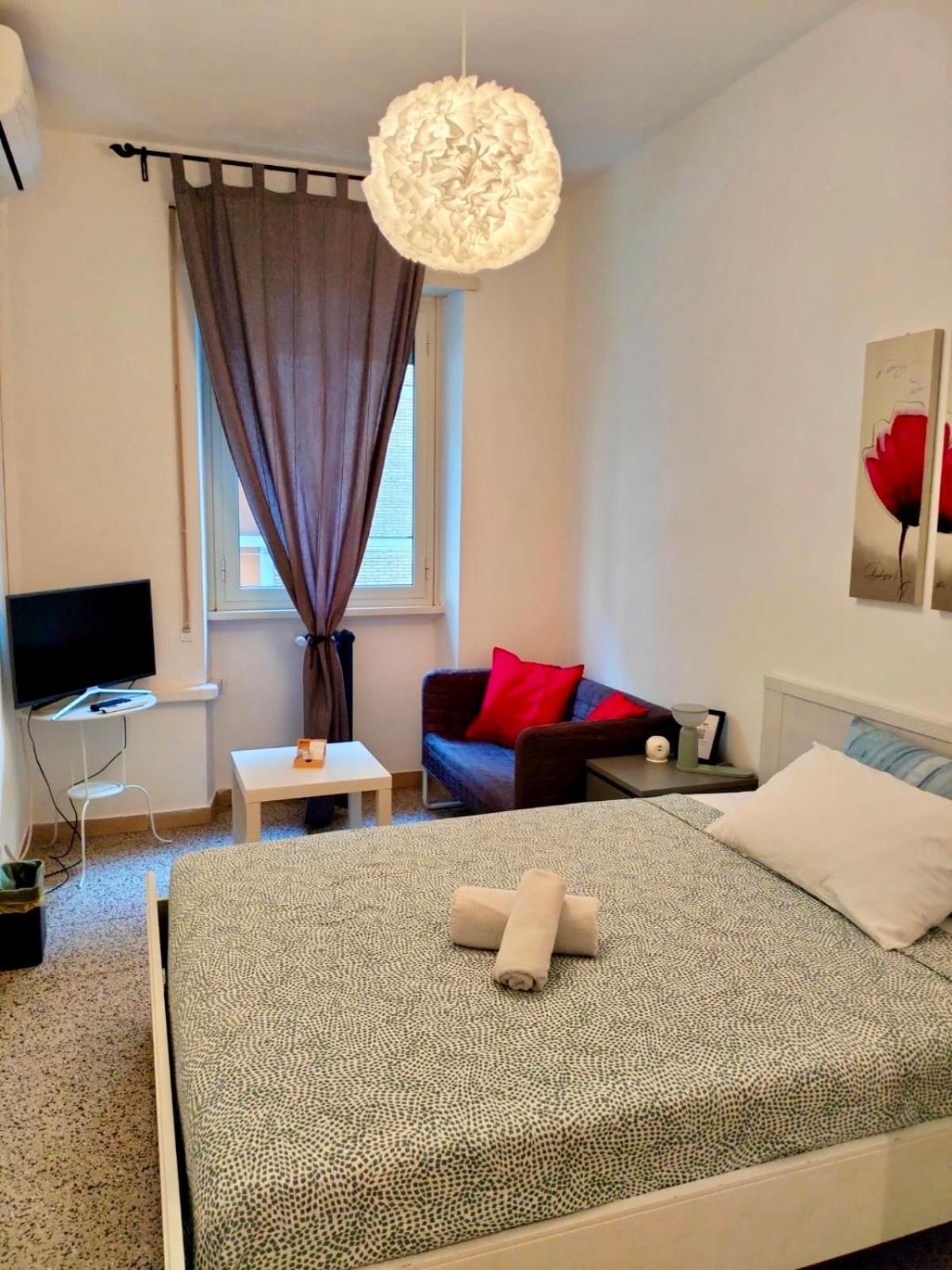 Mama Rooms And Apartment Rome Exterior photo