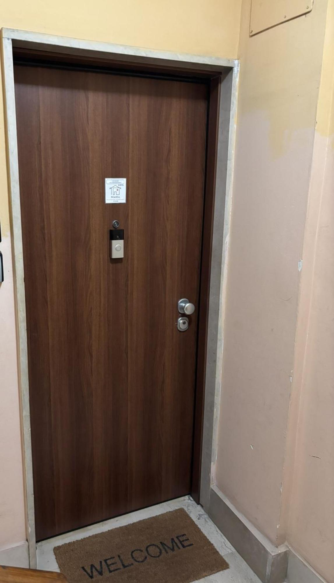 Mama Rooms And Apartment Rome Exterior photo